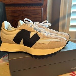 *SOLD* New Balance 327 Lifestyle Cream and Black Sneakers